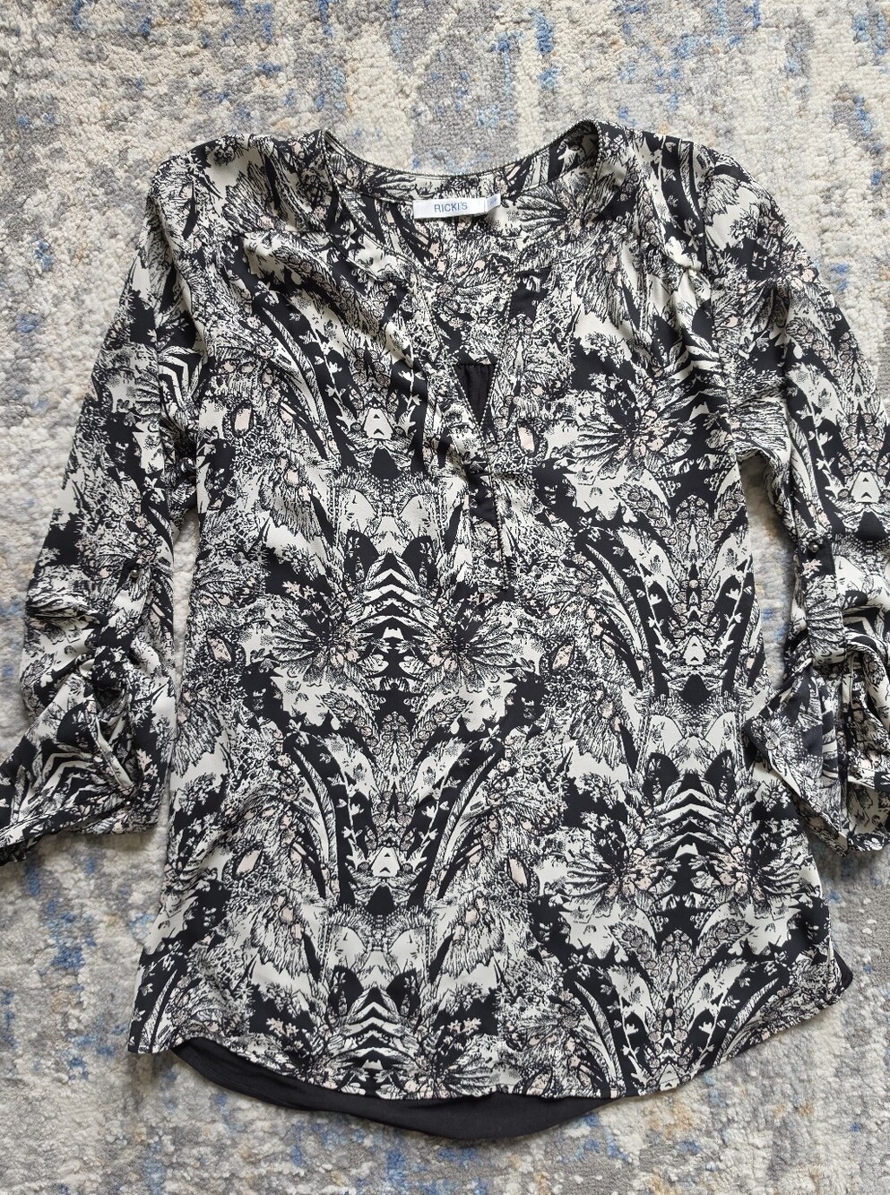Ricki's Black & Cream Printed V-Neck Blouse